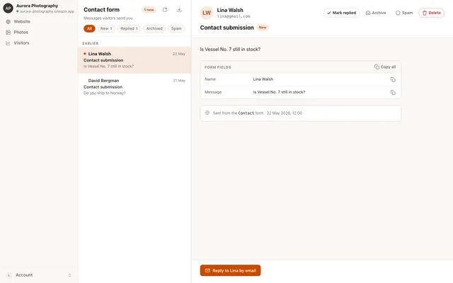 SiteSpin inbox showing contact form submissions from site visitors with sender name, email, and message preview.